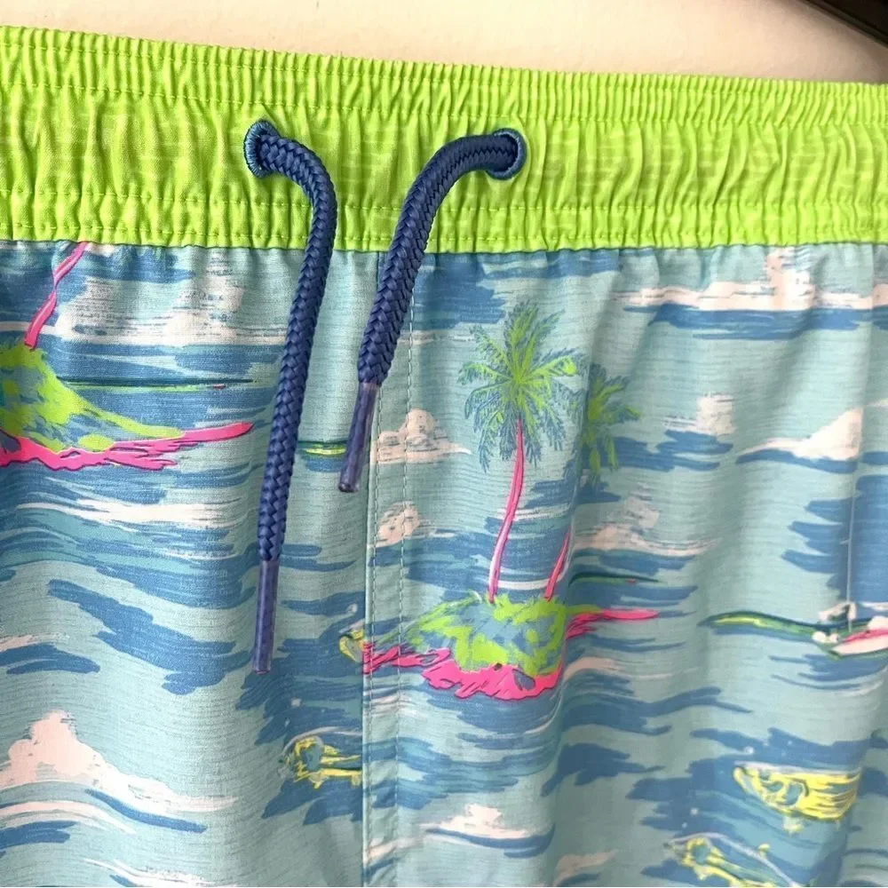 Vineyard Vines Boys Chappy Drawstring Swim Trunks With Stretch, XL, Like New